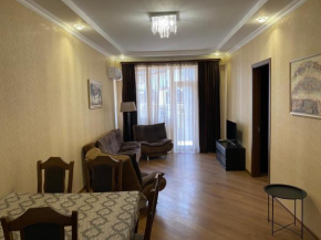 Beautiful 2 Bedroom Aparatament in the center